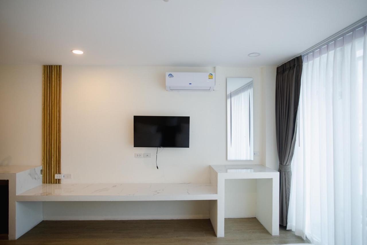 Hotel Agnes Buri Ram Zewnętrze zdjęcie