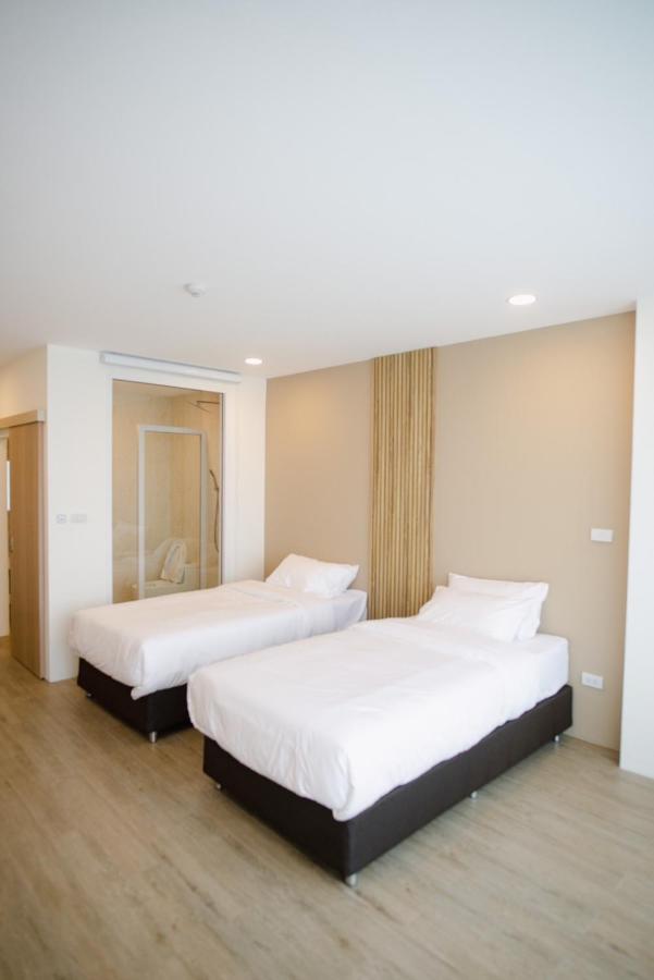 Hotel Agnes Buri Ram Zewnętrze zdjęcie