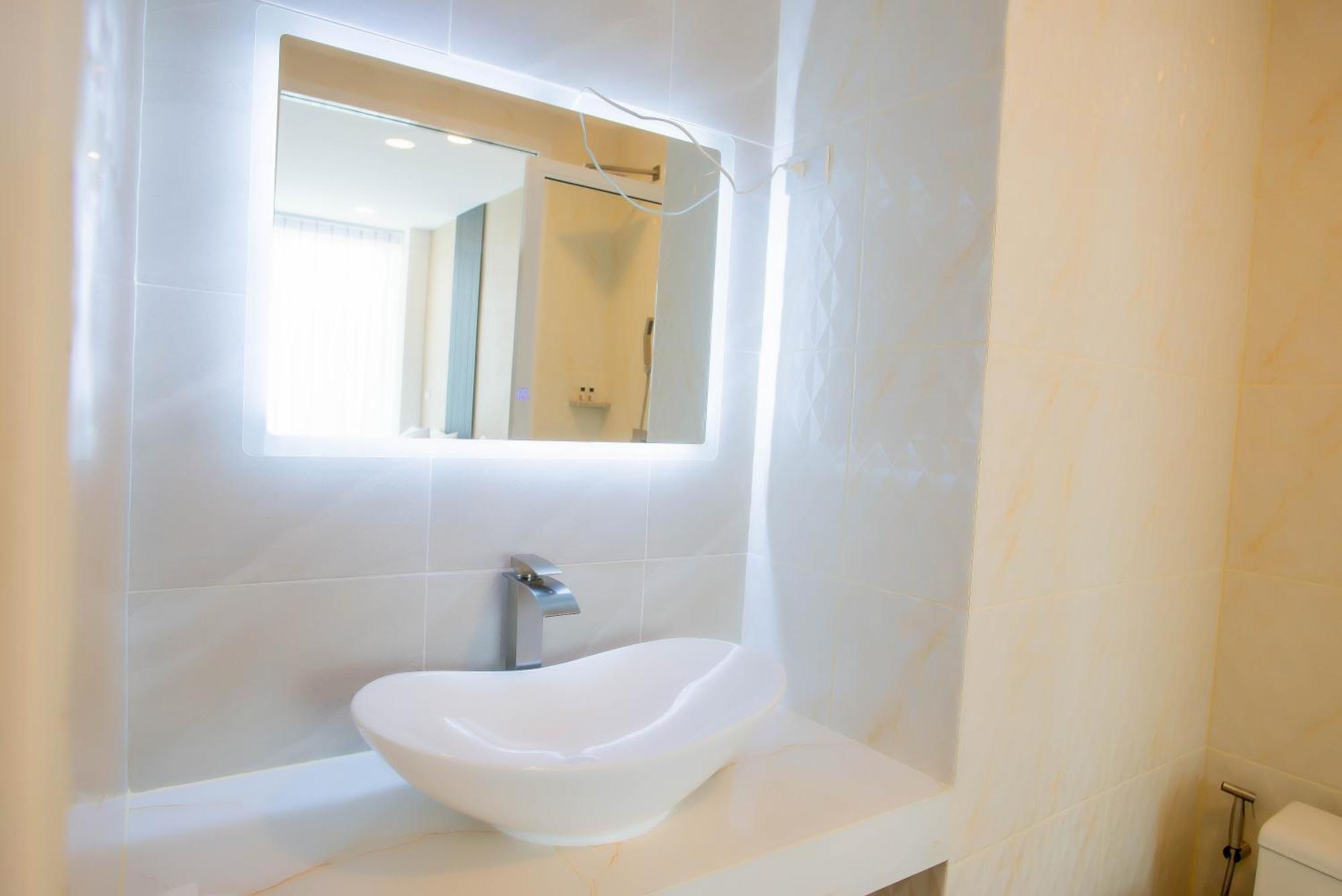 Hotel Agnes Buri Ram Zewnętrze zdjęcie