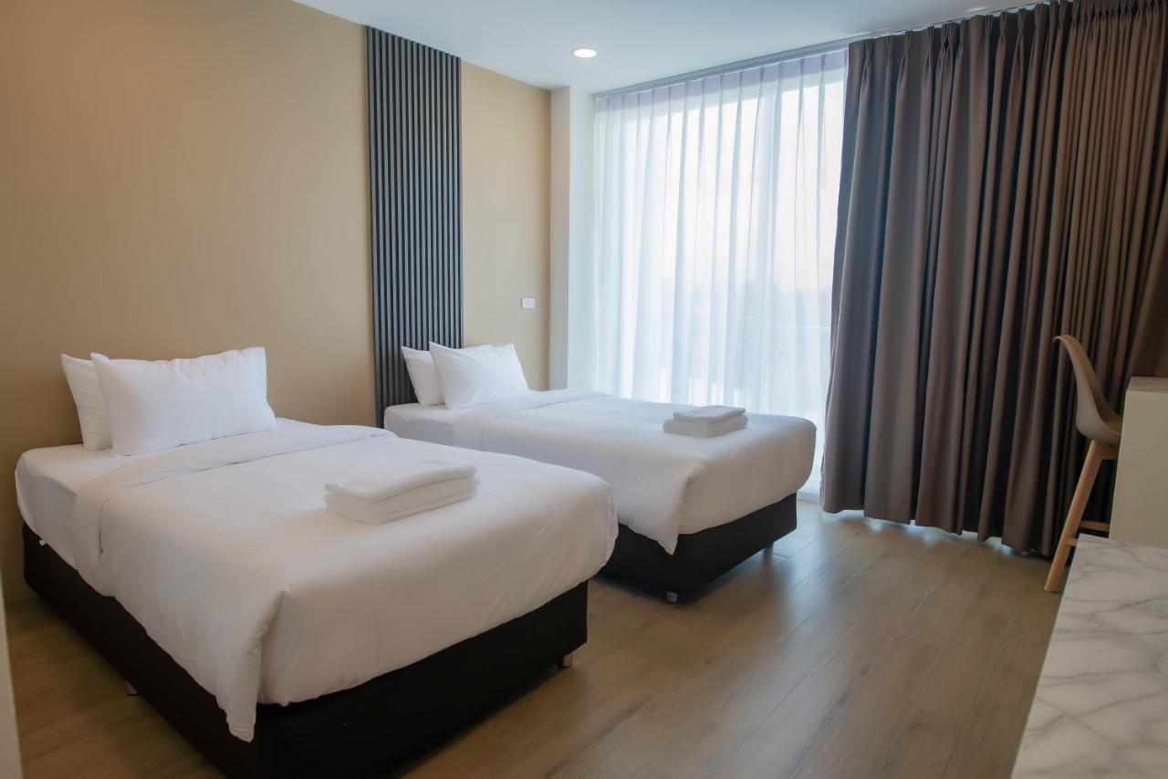 Hotel Agnes Buri Ram Zewnętrze zdjęcie
