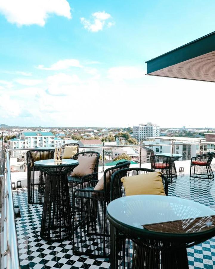 Hotel Agnes Buri Ram Zewnętrze zdjęcie