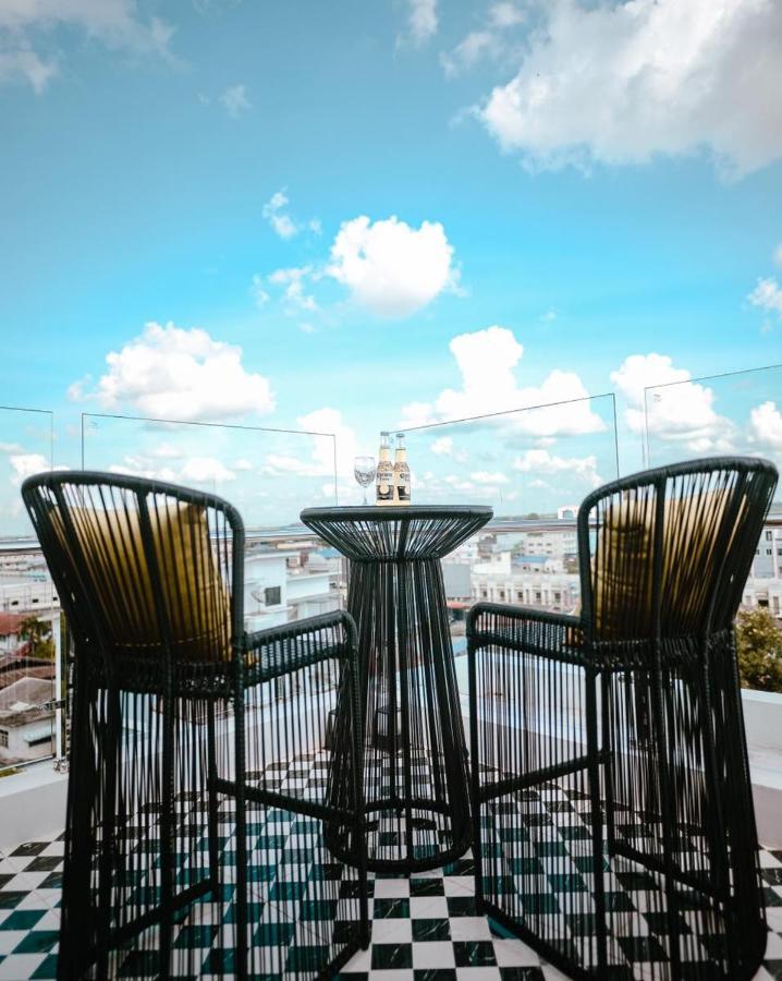 Hotel Agnes Buri Ram Zewnętrze zdjęcie